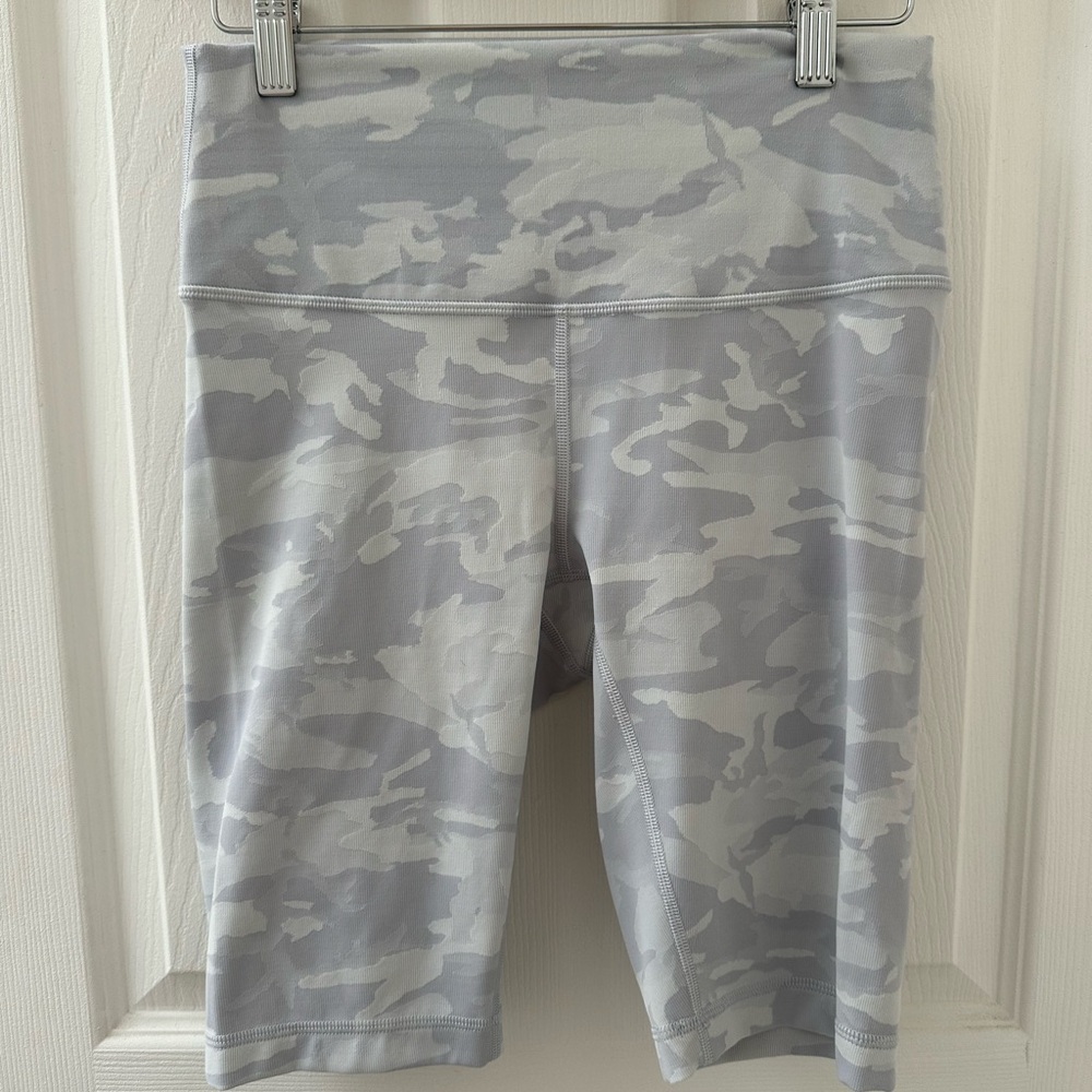 Lululemon - Wunder Under High-Rise Short 10"